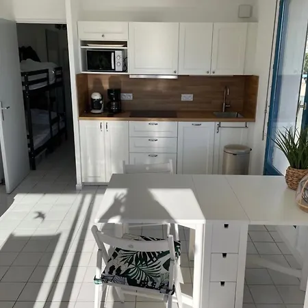 Apartament Domaine D'azur - Renovated 1br With Terrace Pool & Garage *