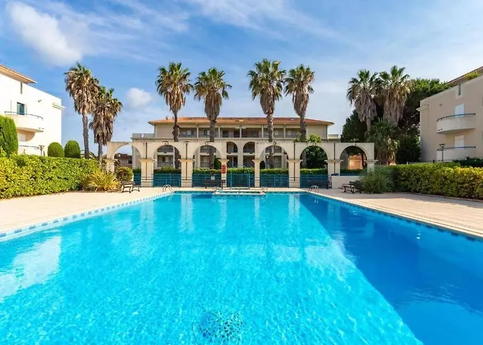 Domaine D'azur - Renovated 1br With Terrace Pool & Garage Appartement Le Lavandou