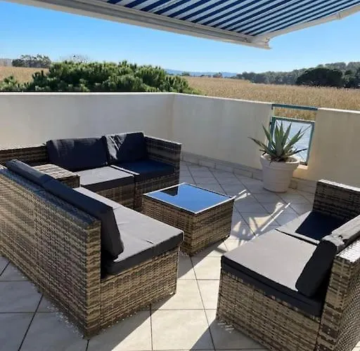 Domaine D'azur - Renovated 1br With Terrace Pool & Garage Appartamento Le Lavandou