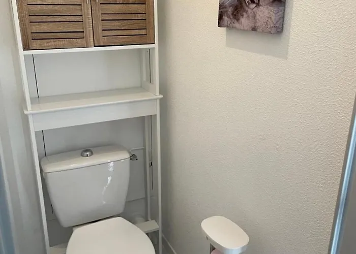 Domaine D'azur - Renovated 1br With Terrace Pool & Garage * Le Lavandou