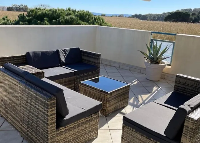 Appartamento Domaine D'azur - Renovated 1br With Terrace Pool & Garage *